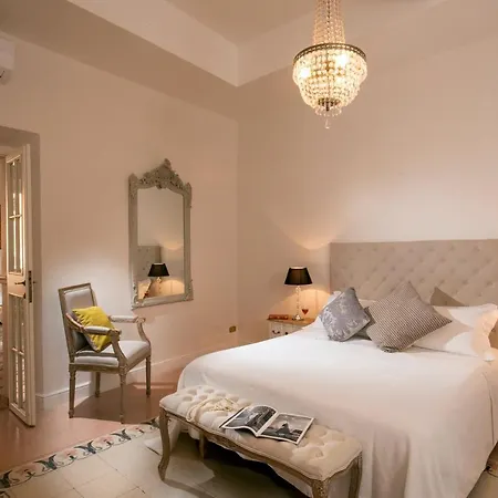 Trevi Ab Aeterno - Amazing View Of The Trevi Fountain Apartment Rome